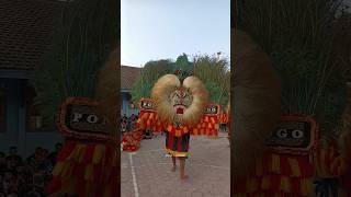 Atraksi Gulung Barongan Reog Super Jumbo