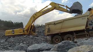 PC350LC komatsu a todo vapor na pedreira!