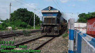 Awesomely Honking SGUJ WDP4 with Legendary 15483 APDJ-DLI "Sikkim Mahananda Express" | RF RAJ ROY |