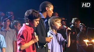 Les Petits Chanteurs d'Asnières - We Are the World - HD