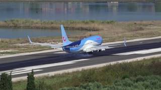 G-FDZE Thomson Airways Boeing 737-8K5(WL)(WL) Corfu Airport, with Live ATC [1080p]