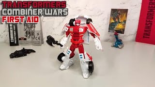 Фест Эйд/First Aid, трансформер, обзор фигурки, Combiner Wars.