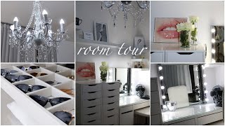 un room tour piuttosto extra ✨