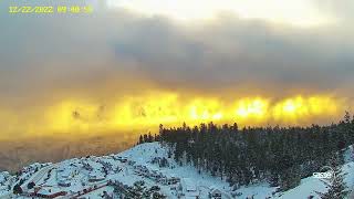 Timelapse video showing the sun's rays interacting with the freezing fog, which looks to be on fire.