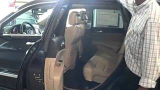 63814-2011 Jeep Grand Cherokee Walkaround Competition-Myron Staples