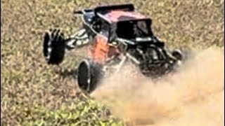 Open field BASHING with 12s Baja only issue is traction!!!