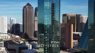 Dallas Texas Fountain Place Skyscraper bottom to top aerial footage in 4K