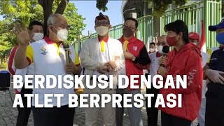 Wali Kota Bekasi Berdiskusi dengan Atlet Berprestasi di Peringatan Hari Olahraga Nasional