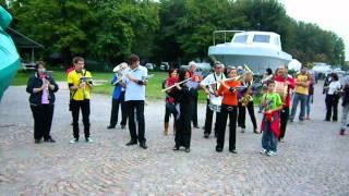 The brass band waiting in Ferrara