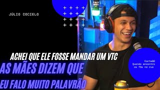 Júlio comenta sobre canal ser +18