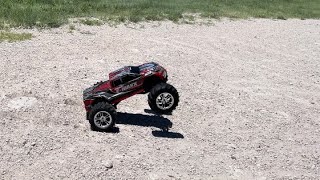 BRUSHLESS Traxxas E-Maxx | Insanely FAST