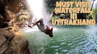 40 Feet Gahre waterfall me dubte dubte bacche | Beauty of UTTRAKHAND