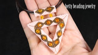 Triangle beaded bead pendant elegant and easy tutuorial.beading tutorial