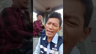 bahagia itu sederhana cukup bernyanyi