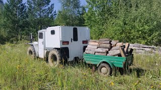 На вездеходе за дровами за 200 метров от дачи.