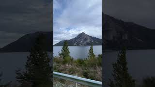 Brazo Huemul del lago Nahuel Huapi desde la ruta 40 o de los 7 lagos, Neuquén, Patagonia, Argentina