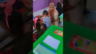 hari pertama masuk sekolah