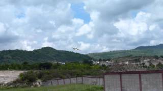 Toncontín - UA 737-7 Landing