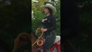 Cabalgata de Fin de Año en Colombia 😍 Tuluá - Valle #cabalgata #caballos #amazonascolombianas