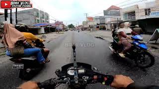 Bagusan ini sih !! maceet sih !! kok ada ambulance ? #viral #motovlog