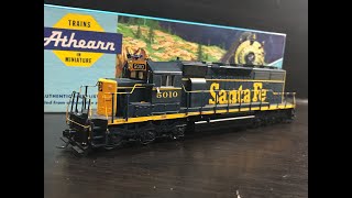 Athearn HO RTR SD40-2 Santa Fe 5010