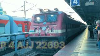 16788 THIRUNELVEIL EPRESS ARRIVING THIRUPATHI | WAP 4 22693 SR AJJ || INDIAN RAILWAYS