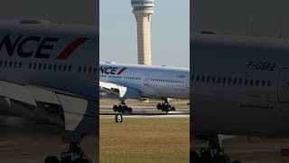 777 Landing in Atlanta #fyp #4k #viral #shorts #aviation #boeing #777 #planespotting #atlanta