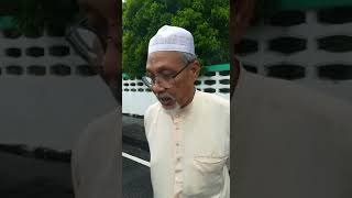 Jejak Melayu: Ucap selamat tinggal di hadapan Langgar Setul-Ustaz Hj. Muhammad Amin Setul (Satun).