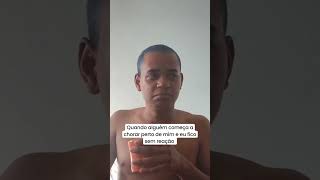 Quando alguém começa a chorar perto de mim