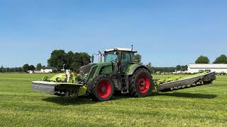 112 - Fendt 828 Vario Tractor w/Claas Disco Mower Contioner