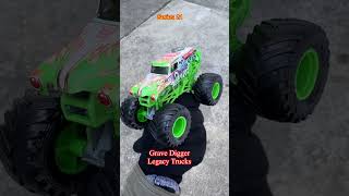 Grave Digger Monster Truck 😱😱😱 Legacy Trucks (Series 21) w Wheelie Bar #gravedigger