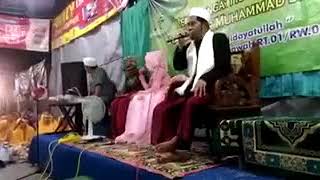 Antara Tertawa dan Prihatin (Ceramah Dekat Rel Kereta)