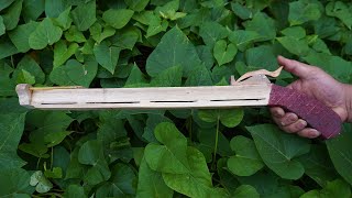 SPECIAL TECHNIQUE - Making a wooden slingshot with strong and accurate shooting power