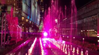 Water fountain at Siam Paragon