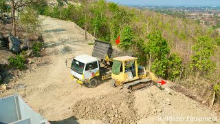 Skillful !!! Bulldozer & Dump Truck 5Ton D31P Operators aer Building Roads on a Steep Mountain.