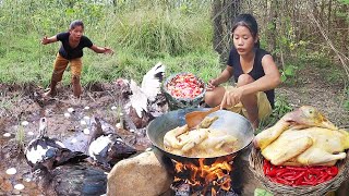 Primitive Cooking Skill by Catching and cooking duck Soup for yummy in the jungle