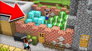 ЧТО БОМЖ ПРЯЧЕТ В НАШЕЙ ДЕРЕВНЕ ЖИТЕЛЕЙ В МАЙНКРАФТ | Компот Minecraft