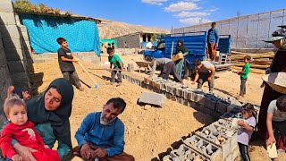 🌞🌤The beginning of the day in a rural family. The peren  family started building the winter room