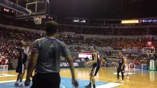 Mark Caguioa with the reverse