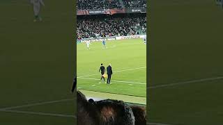 Philippe Clement! Control de su equipo desde la banda del Villamarín. Betis-Rangers. 14-12-23