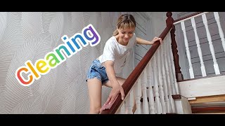 Уборка / мою лестницу/ Cleaning / my stairs