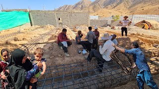 👷‍♂️👷🏽Rural construction.Construction workers began their work on the land 🏘of the Peren family