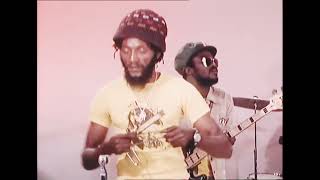 Bob Marley & The Wailers - Cry To Me (1976) - TopPop