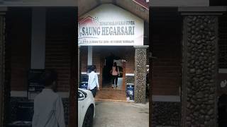 makan siang di saung hegarsari khas sunda tasikmalaya #shortvideo #shorts #shortsyoutube #short