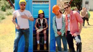 Jackass 3D Official Trailer