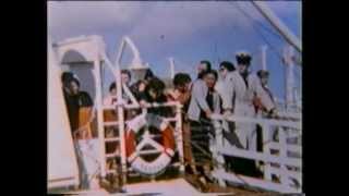 Migrants arriving to Port Melbourne 1956