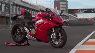 Essai Ducati Panigale V4 : une bombe !