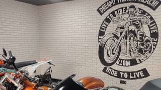 Motorcycle Harley Davidson wall art, ride to live. Розпис акцентної стіни в гаражі, Вінниця Україна