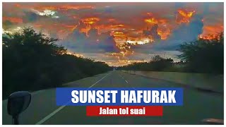 MENIKMATI SUNSET DI JALAN TOL - SUAI