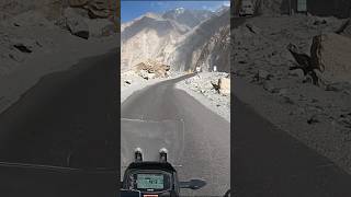 Diskit to Pangong, khatarnak off-road hai, but view toh dekho..#pangonglake #youtubeshortsvideo